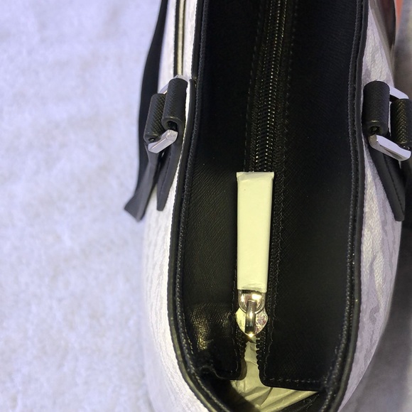 ⚠️SALE⚠️NWT Michael Kors purse. FINAL Price-Firm - Picture 5 of 12